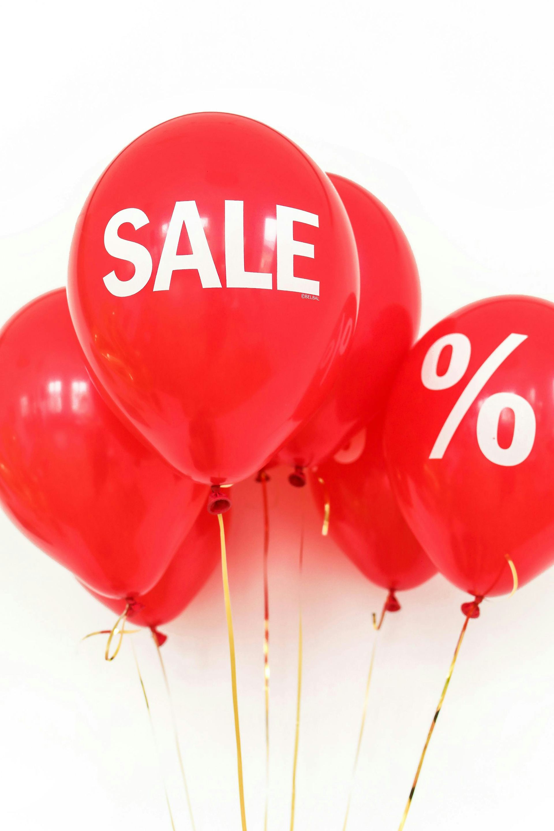 How bait-and-switch sales tricks make us click on online ‘bargains’ – and what to do about it