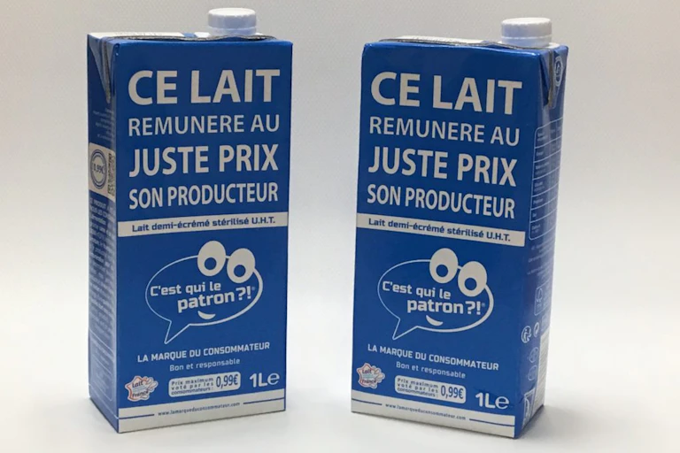 Deux briques de lait C'est Qui Le Patron ?!