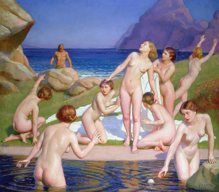 Retrato de una mujer desnuda rodeada de otras mujeres desnudas en un paisaje costero bajo un cielo azul.