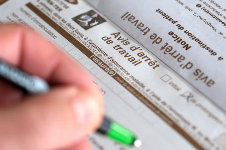 Feuille d'arrêt de travail de la Sécurité sociale française