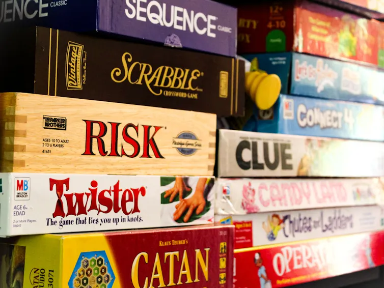 Diferentes cajas de juegos de mesa.