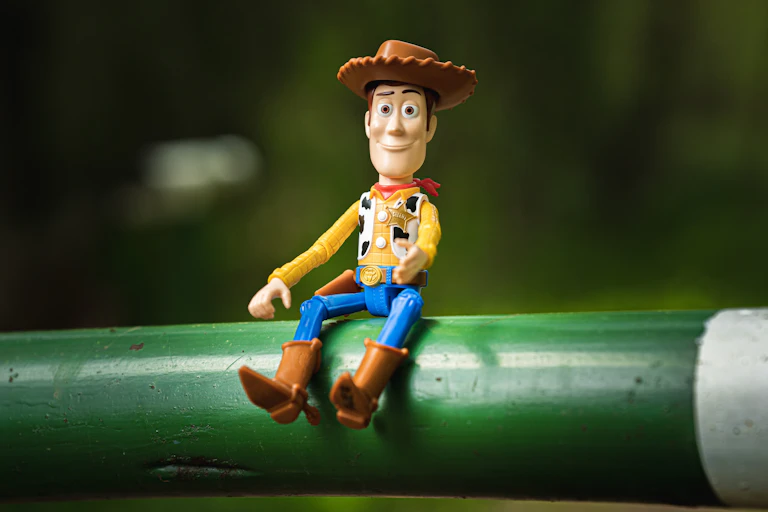 Un muñeco de Woody, el juguete vaquero protagonista de la saga _Toy Story_.