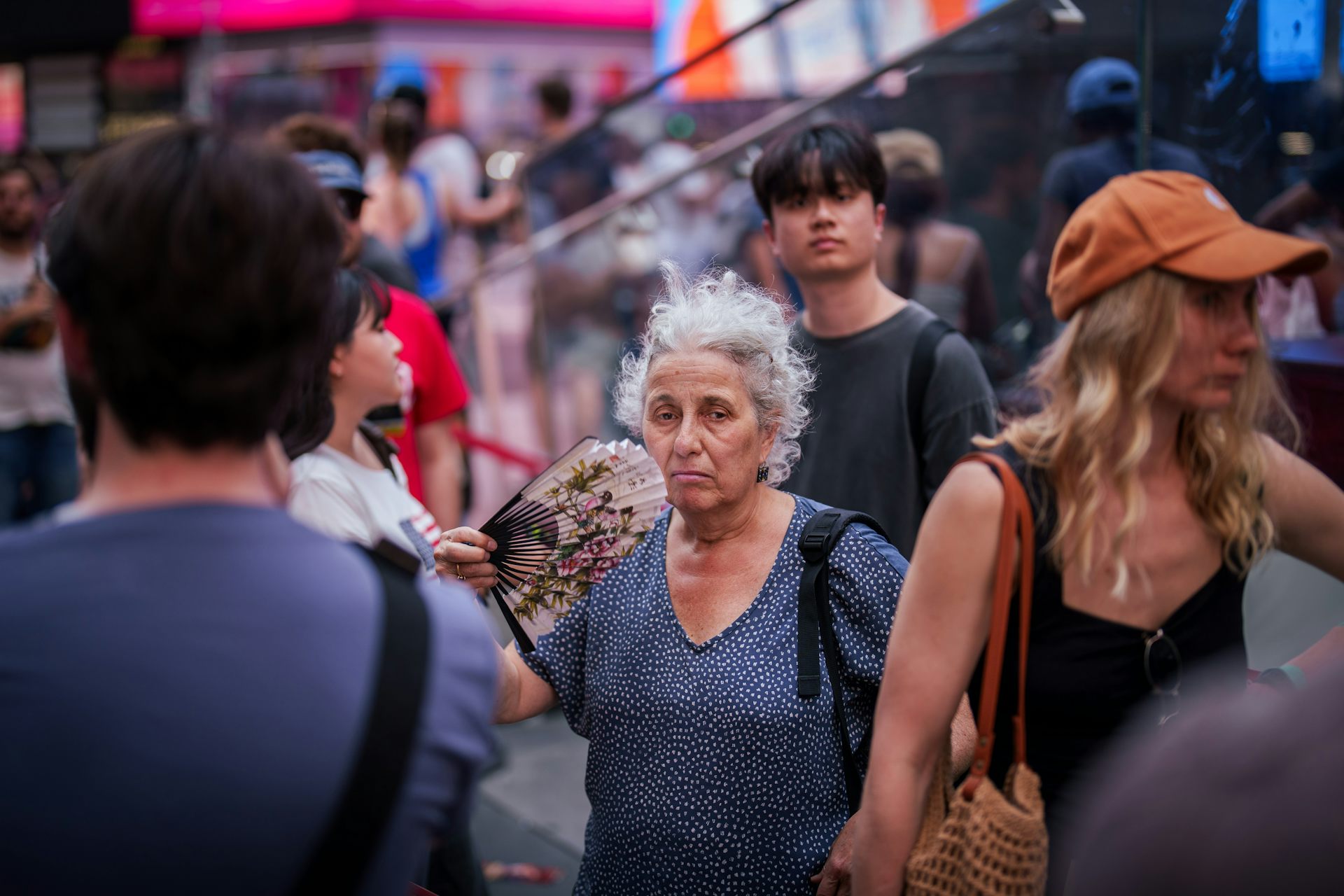 As a major heat wave grips the eastern US, here’s how to stay safe – and the heat stroke warning signs to watch for