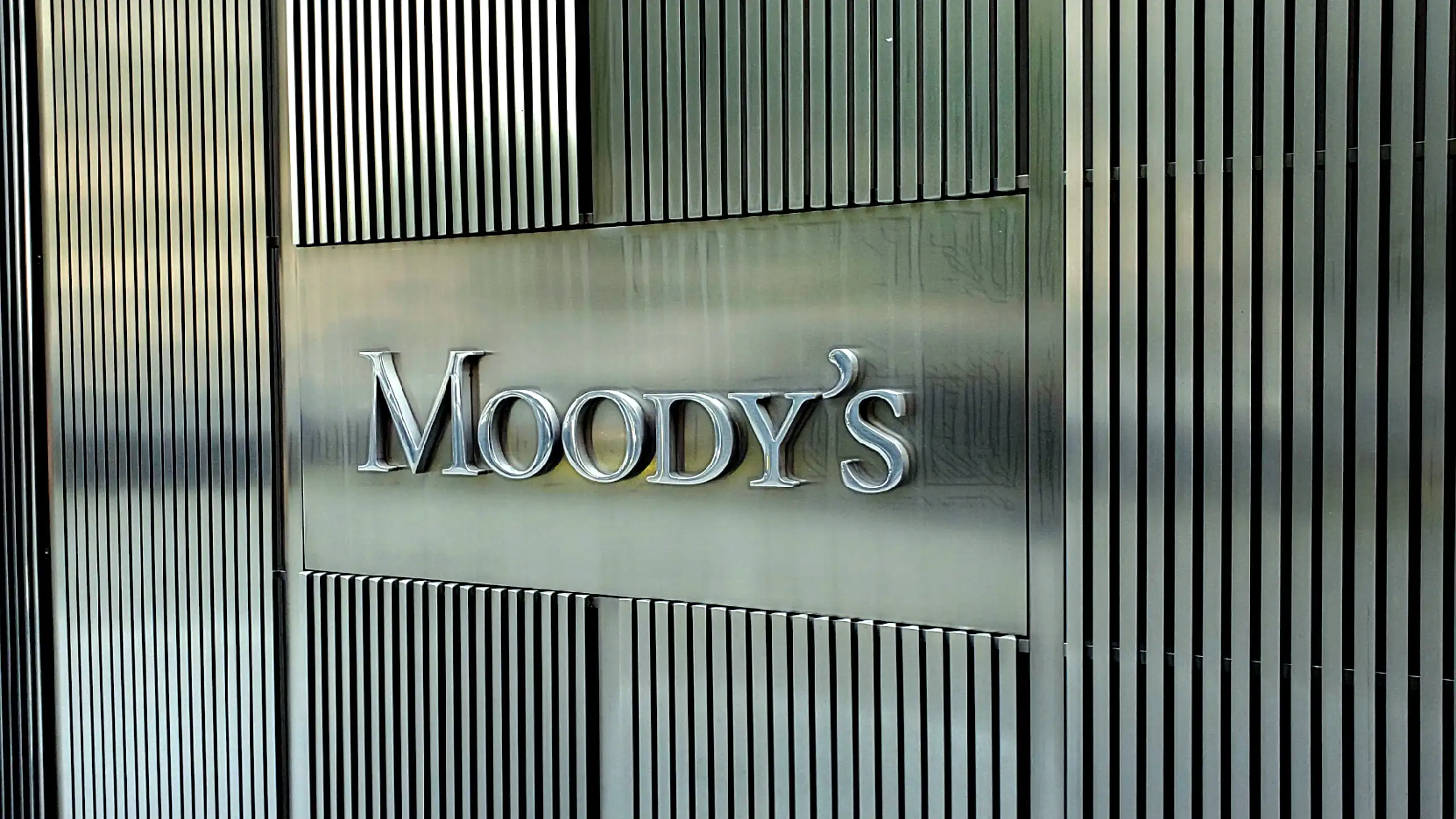 Devanture d'un bureau de l'agence Moody's