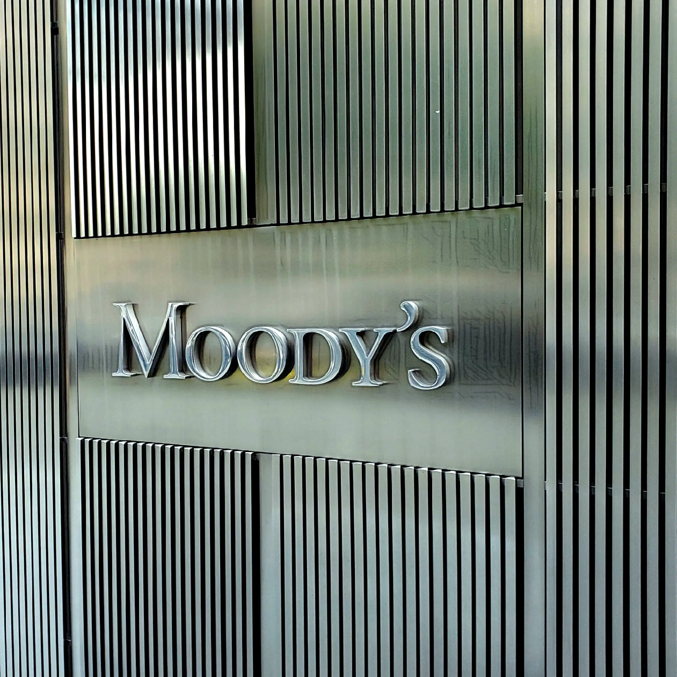 Devanture d'un bureau de l'agence Moody's