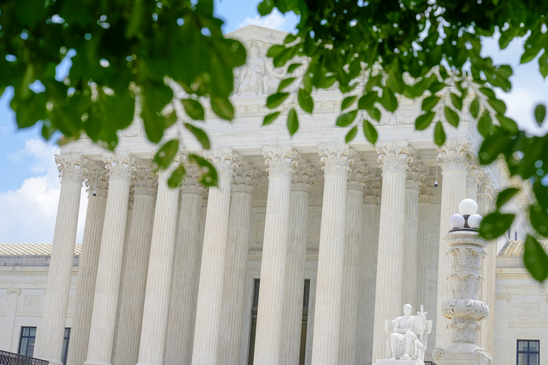 In a rebuke to Trump, the Supreme Court rules that birthright citizenship is the law of the land