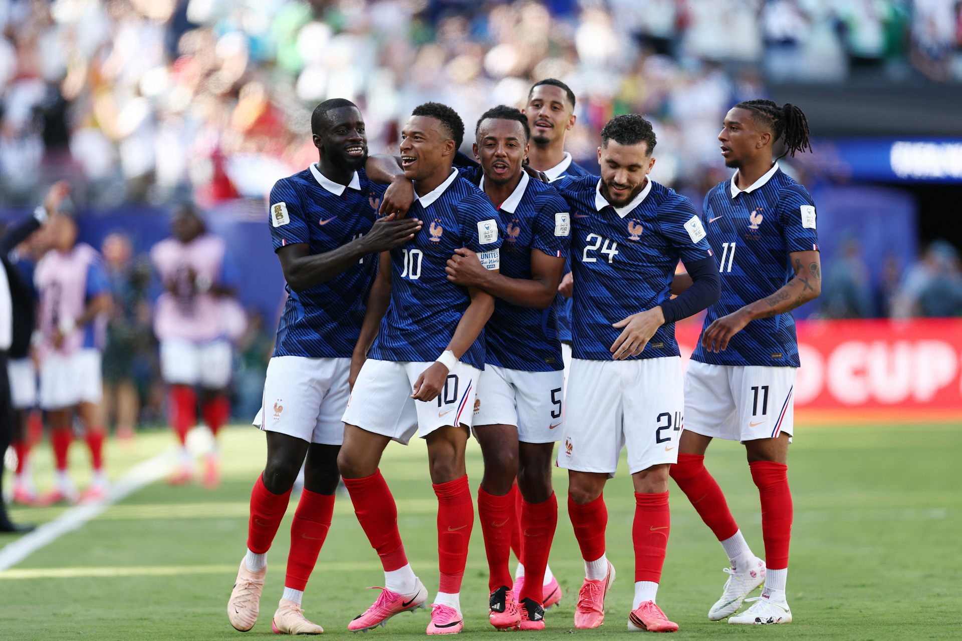 Football : les Bleus représentent-ils la France ?