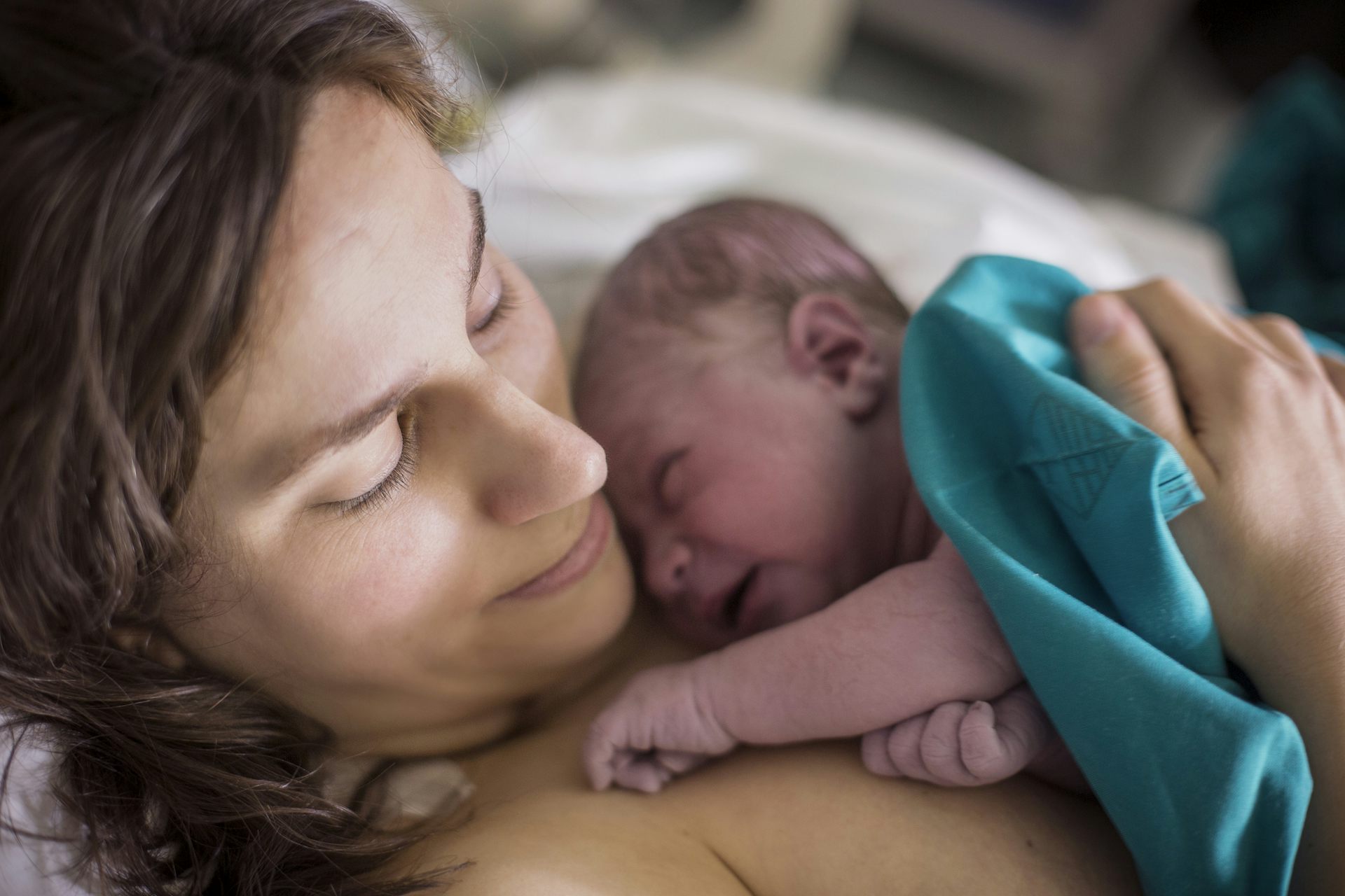 Why a face full of poo can be your baby’s best start in life