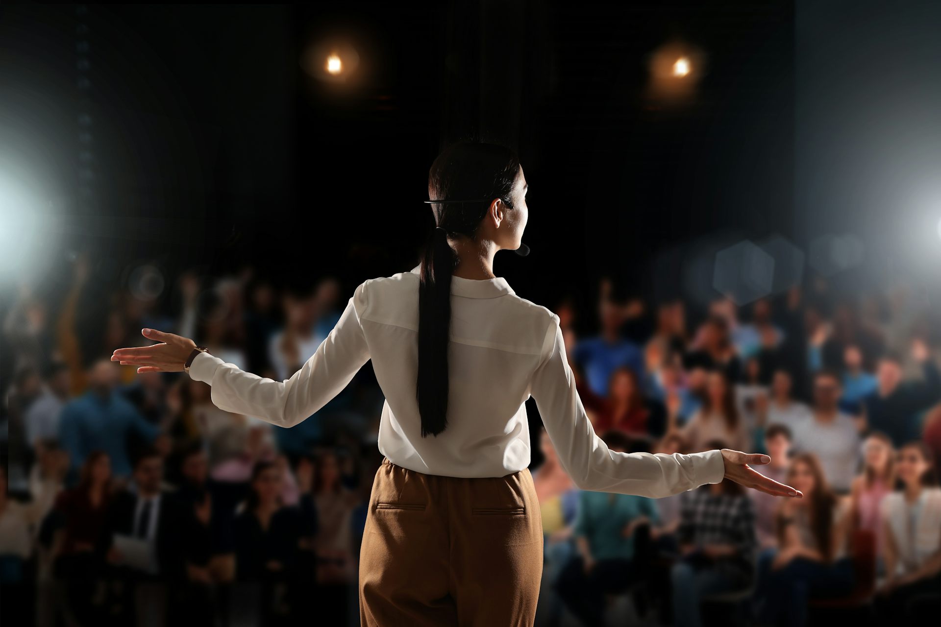 The public isn’t bored with economists, management scholars and sociologists but engaging people has conditions
