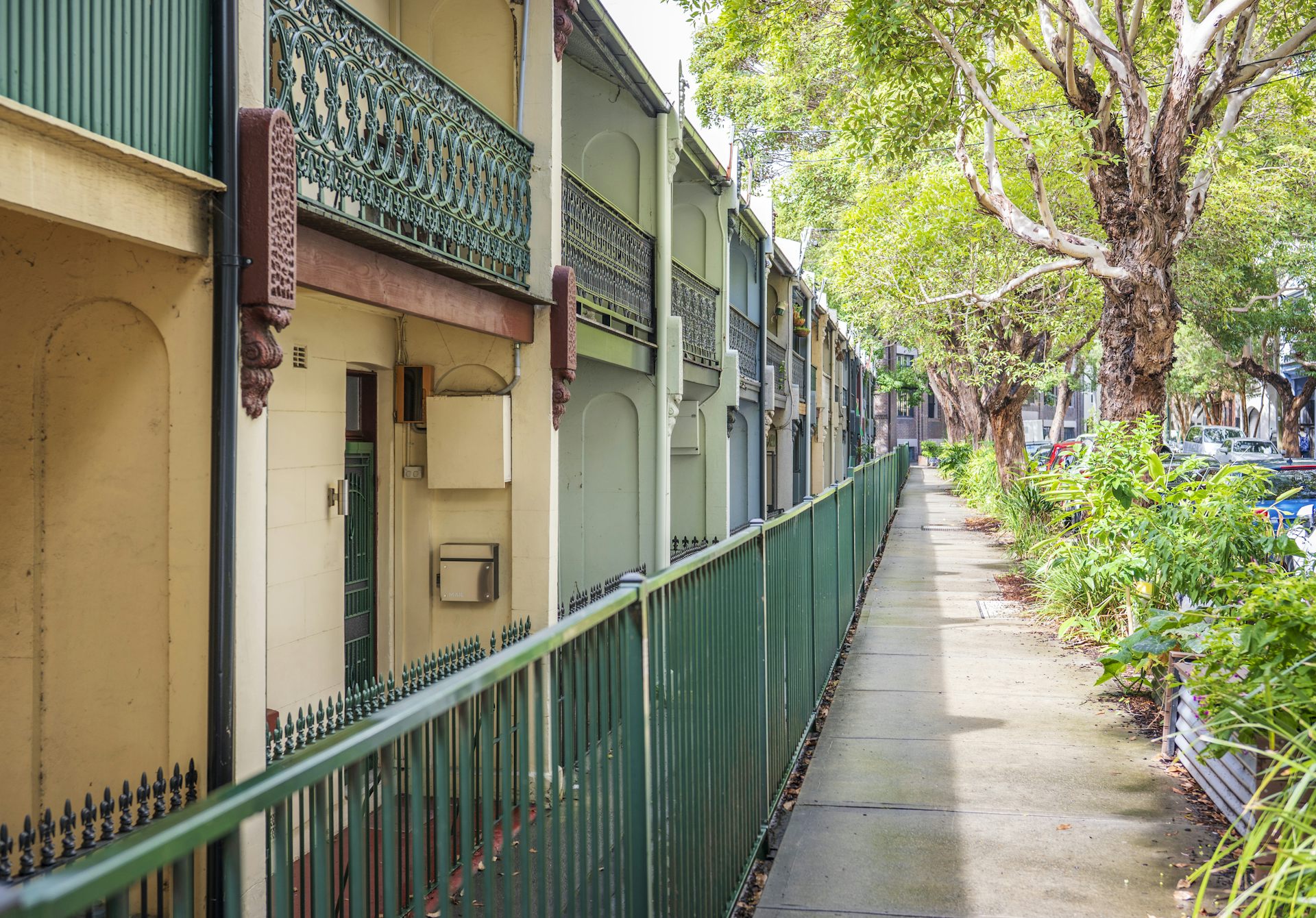 Living in a glorified tent: new research shows huge energy gaps between older and newer homes