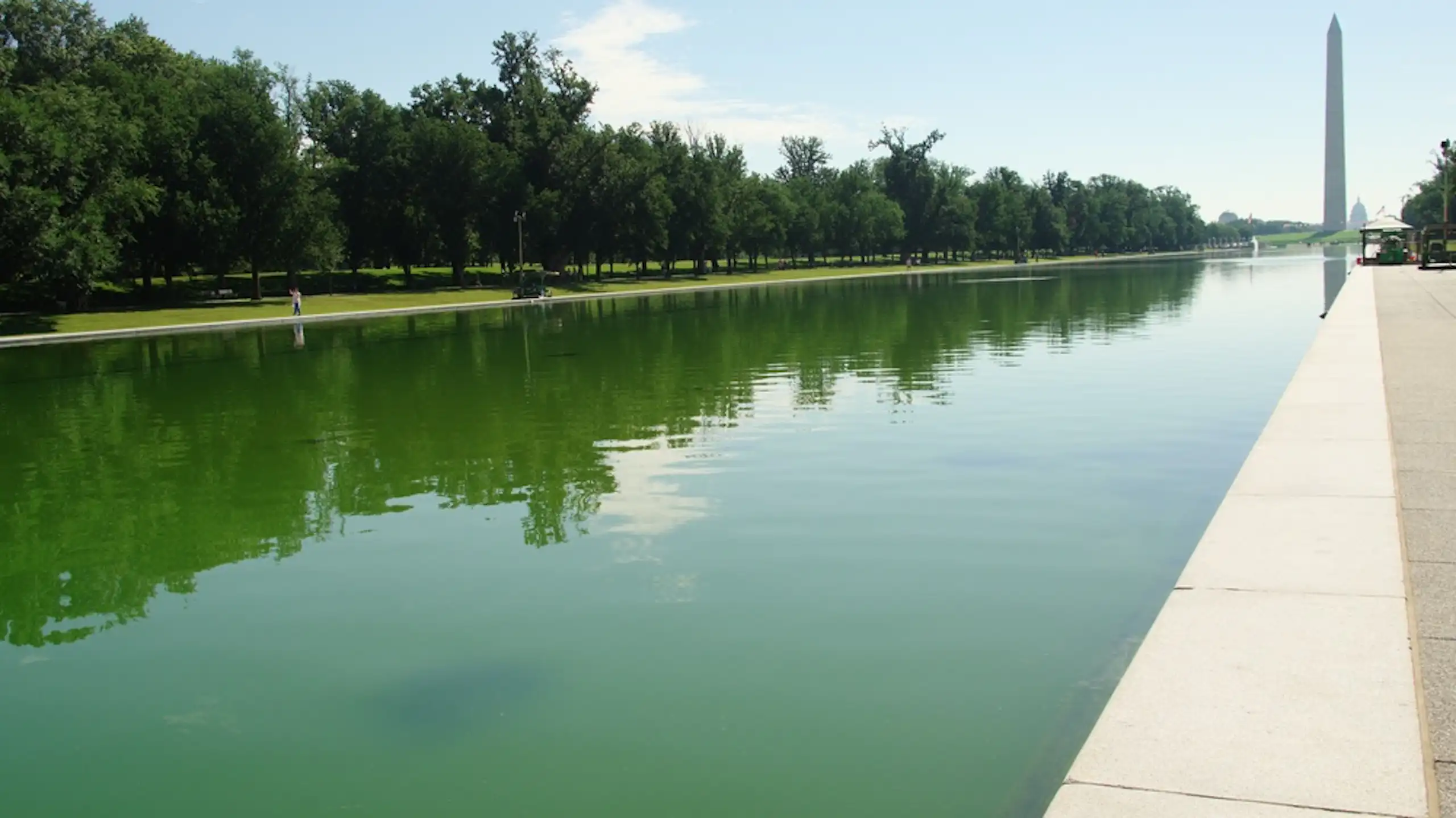 Le bassin du mémorial Lincoln