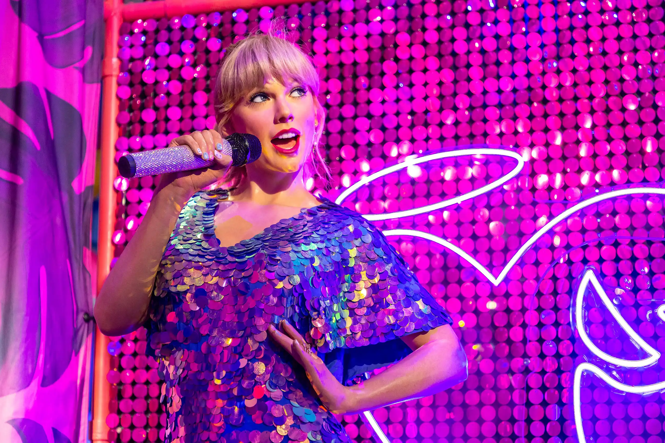 Taylor Swift.