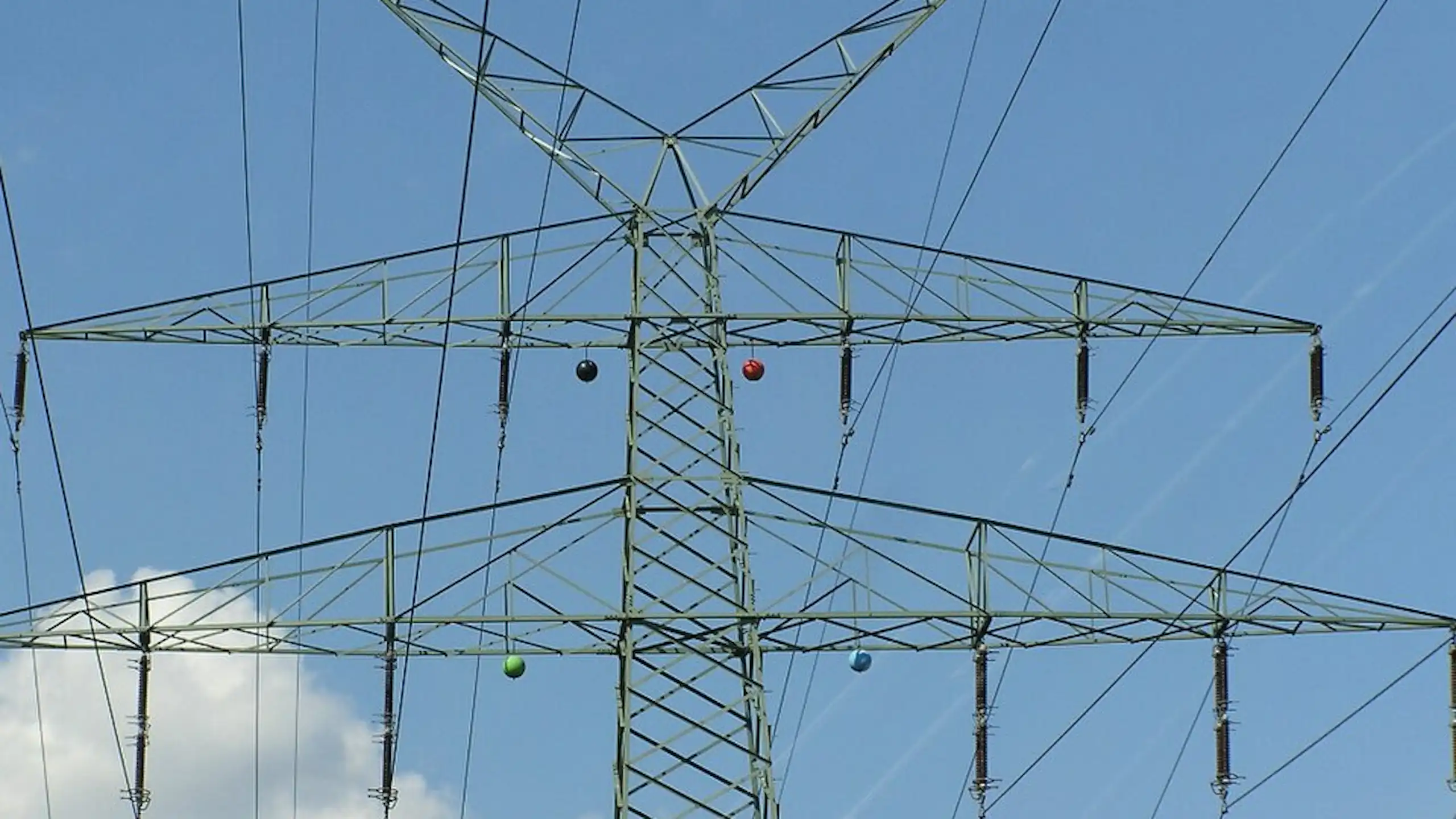 Ligne à haute tension.