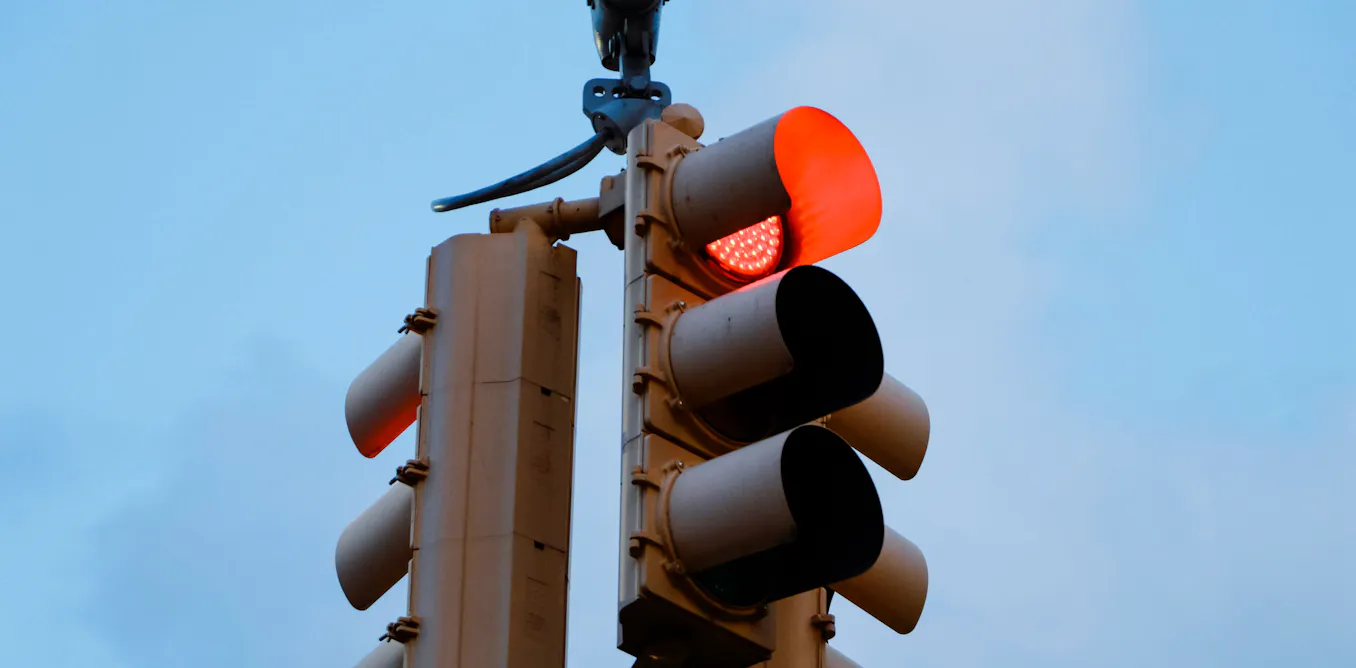 Pilot Program for AI-Driven Traffic Lights: A Test of Road Priority Determination Pilot Program for AI-Driven Traffic Lights: A Test of Road Priority Determination