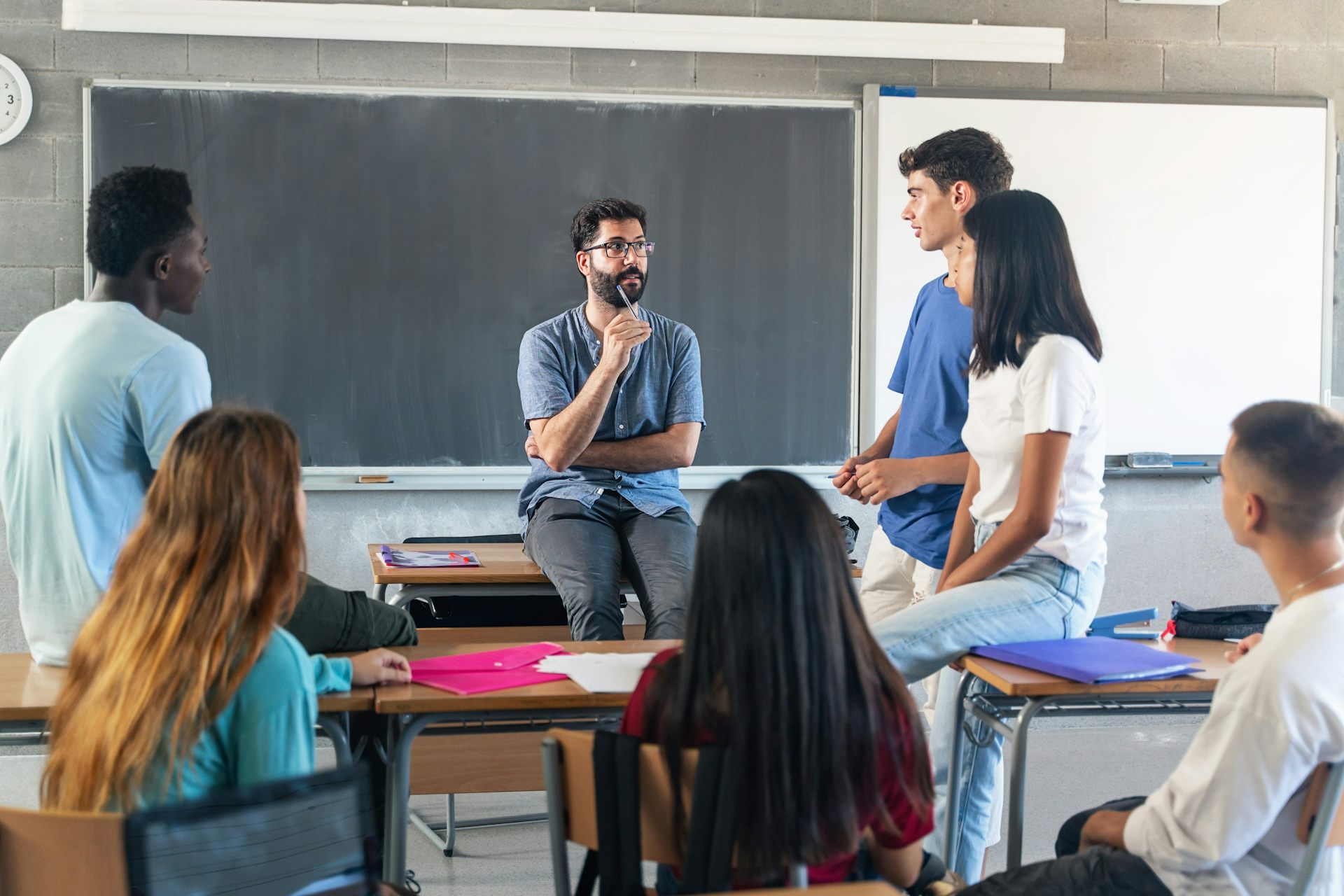 EduWireDaily — Spain’s schools are still glossing over the Spanish civil war and the Franco dictatorship. How do we teach these