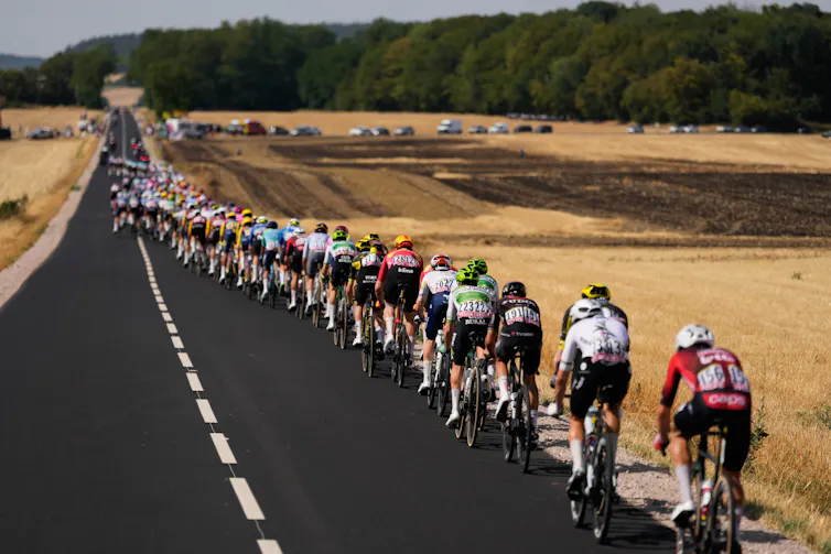 Kann Radfahren die Sicherheit der Radfahrer gewährleisten, wenn die Tour de France von extremer Hitze heimgesucht wird? Kann Radfahren die Sicherheit der Radfahrer gewährleisten, wenn die Tour de France von extremer Hitze heimgesucht wird?