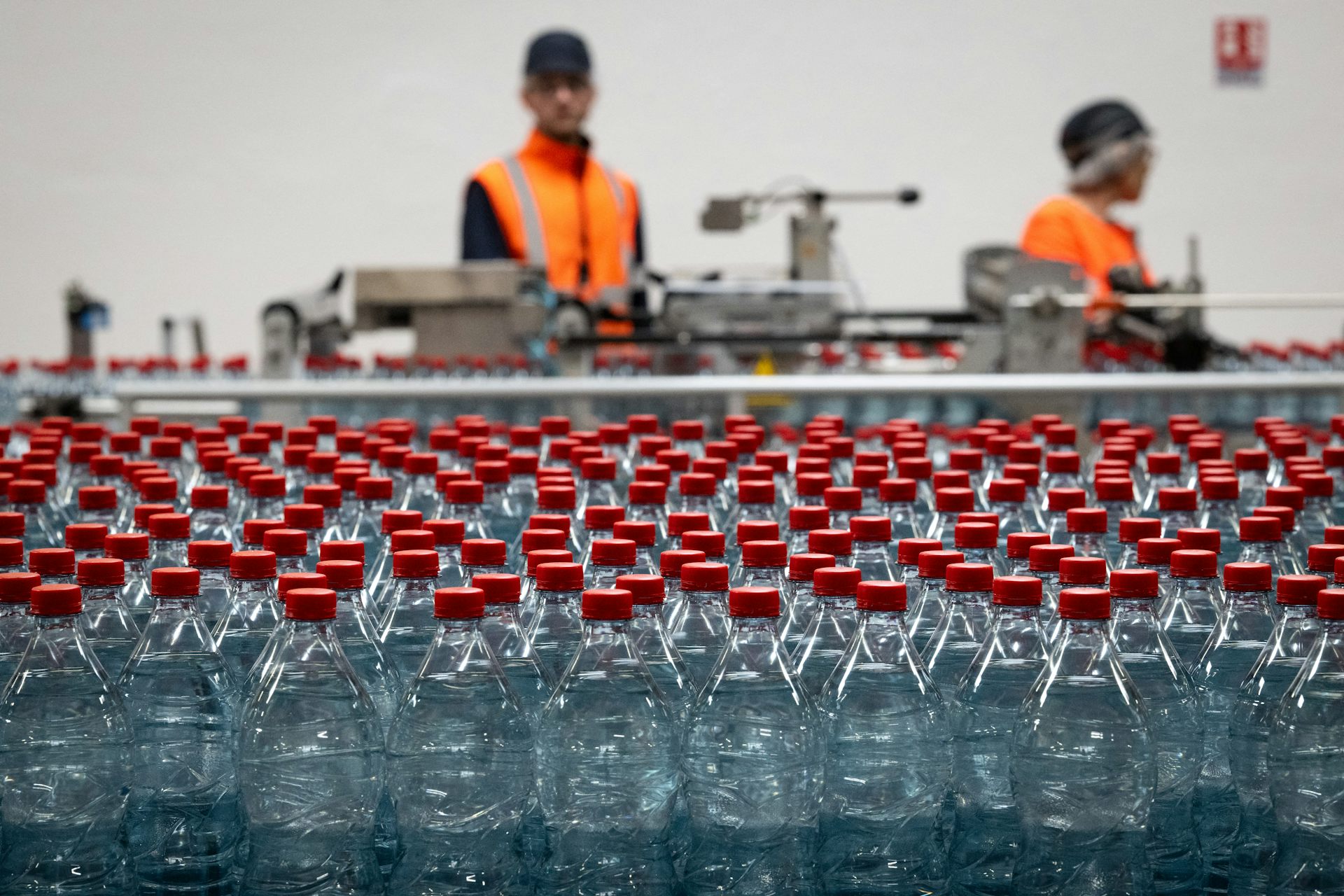 Ligne de production de bouteilles en plastique.