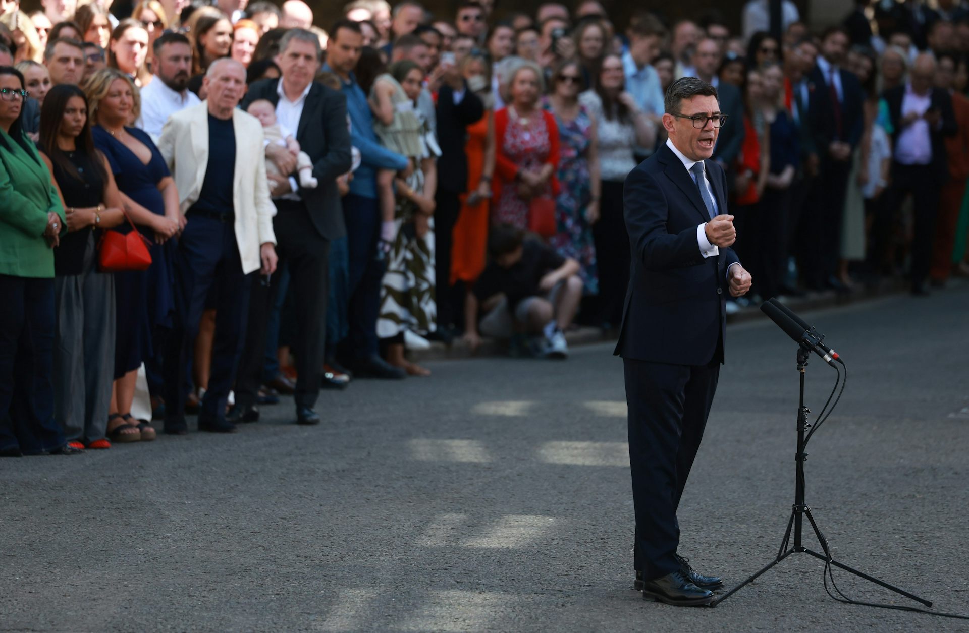 EduWireDaily — No lectern and the promise of a ‘new model’ – what we can learn from Andy Burnham’s speech