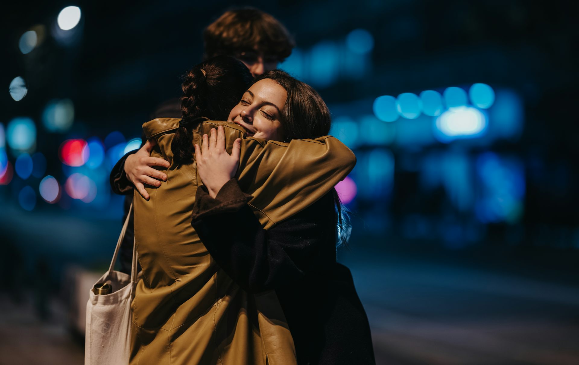You have more ways to connect than ever, but deep friendship feels hard to find – here’s how to build better connections