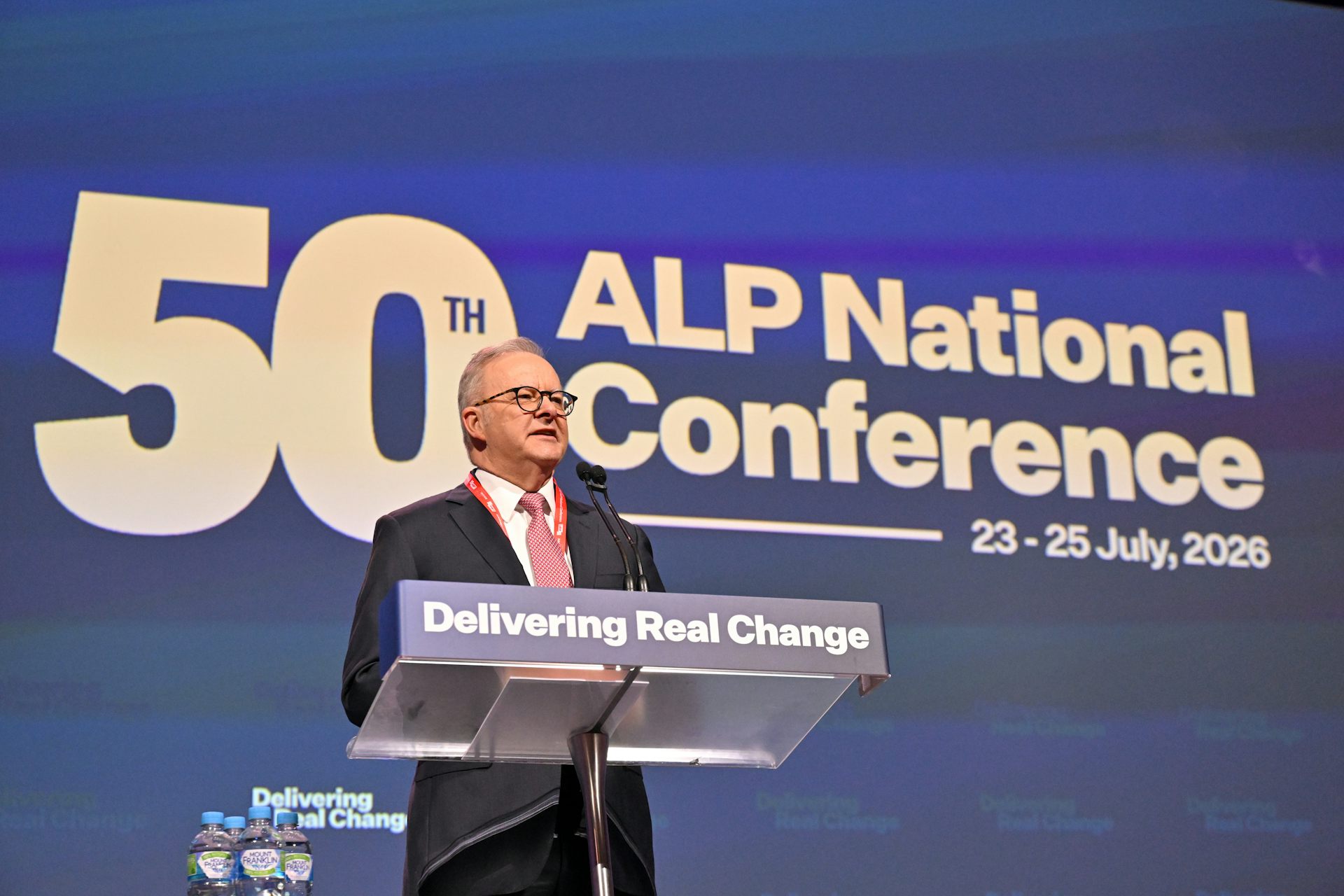 Labor avoids deep economic debate at national conference amid party unity