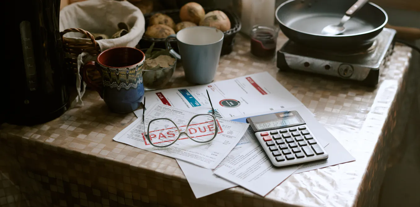 Money worries can leave a lasting mark on the brain, 80-year study shows