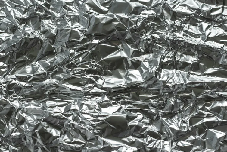 Crumpled aluminium foil