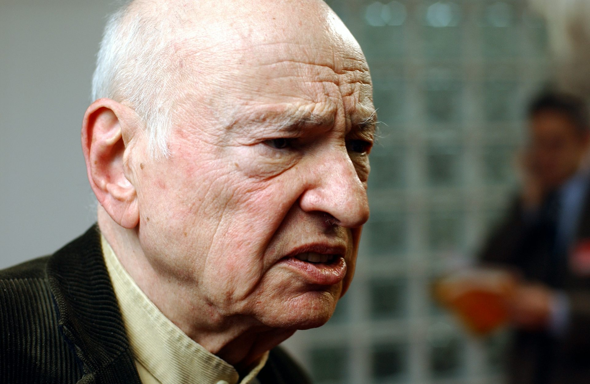 Gros plan sur Edgar Morin.