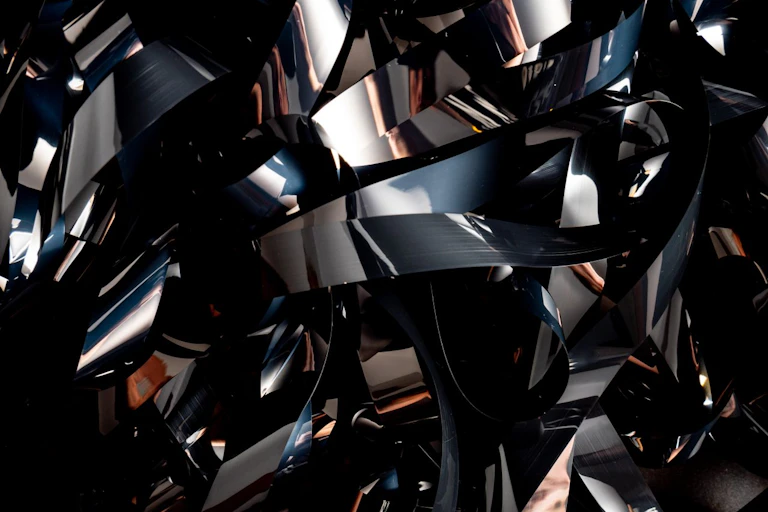 Tangled metallic strips