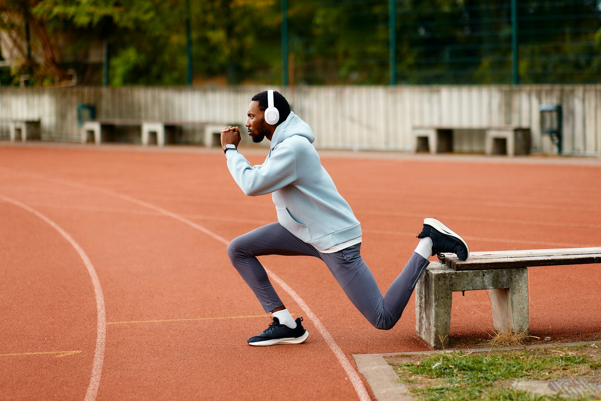 Influencers claim ‘knees over toes’ exercises can help bullet proof your knees. Two experts explain