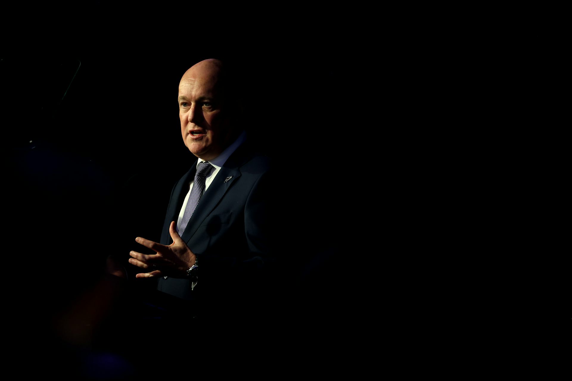 Luxon survives. But why do National and Labour both struggle with effective leadership?