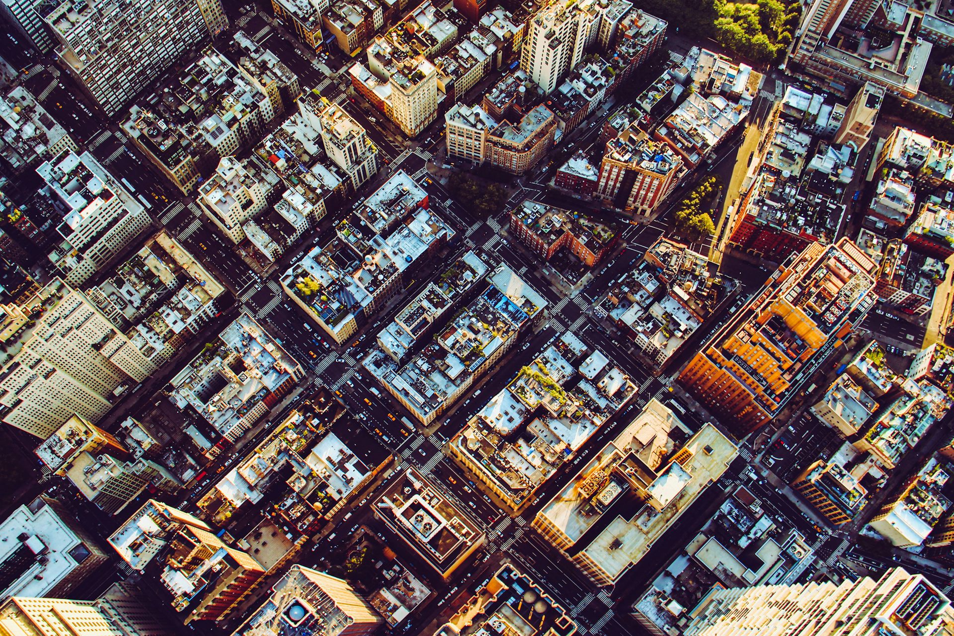 Vue de surplomb d’une ville dense