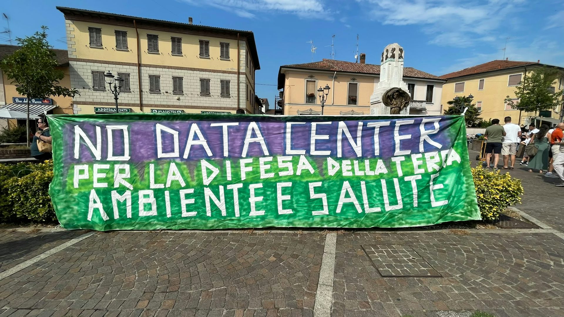 a large green and purple banner that reads: no data centre