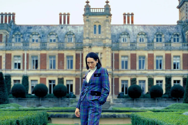 Lady Isabella