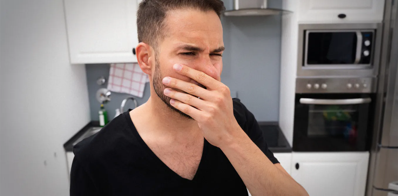 Why does microwaving fish smell so bad? Why does microwaving fish smell so bad?
