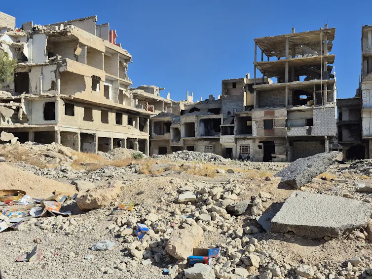 People living in ruins