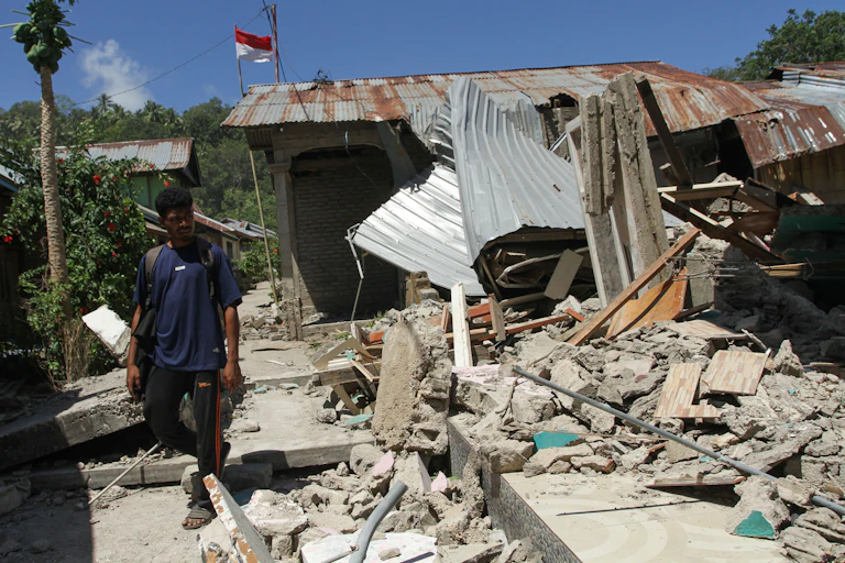 gempa flores 2026 jumlah rumah rusak