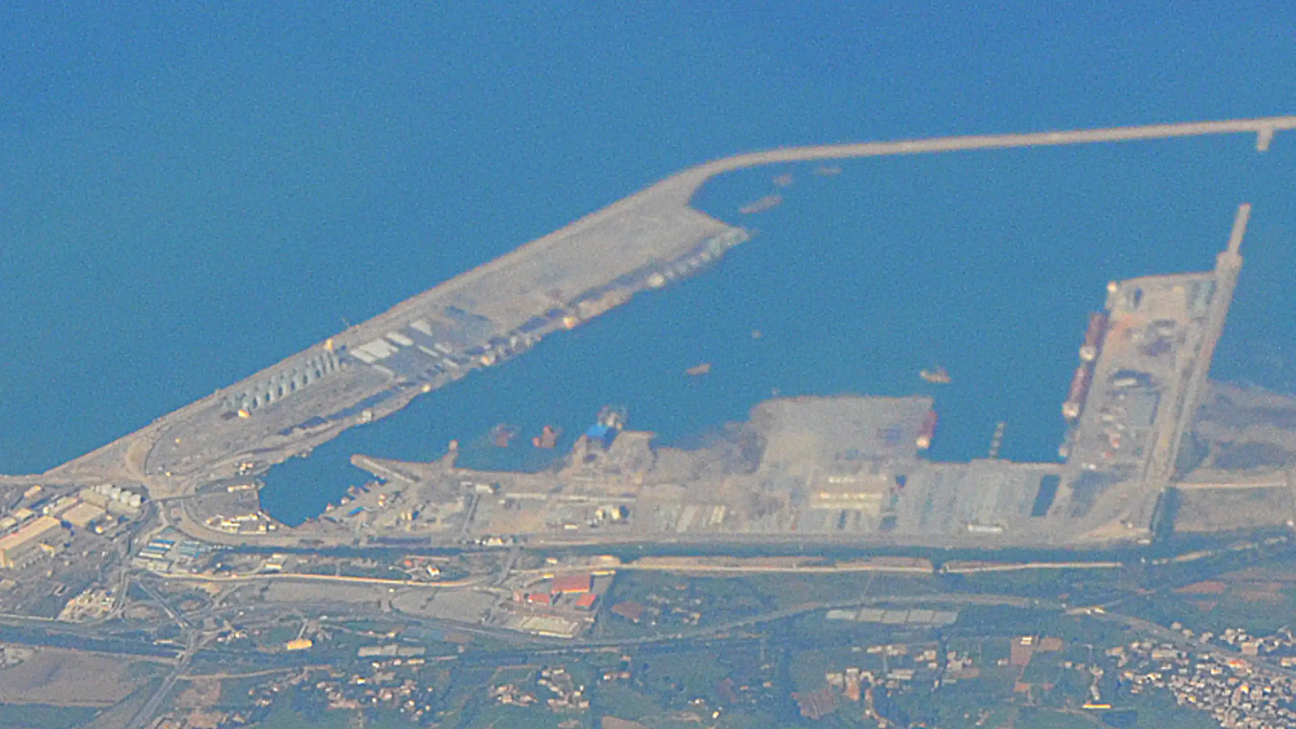 Vue aérienne du port.