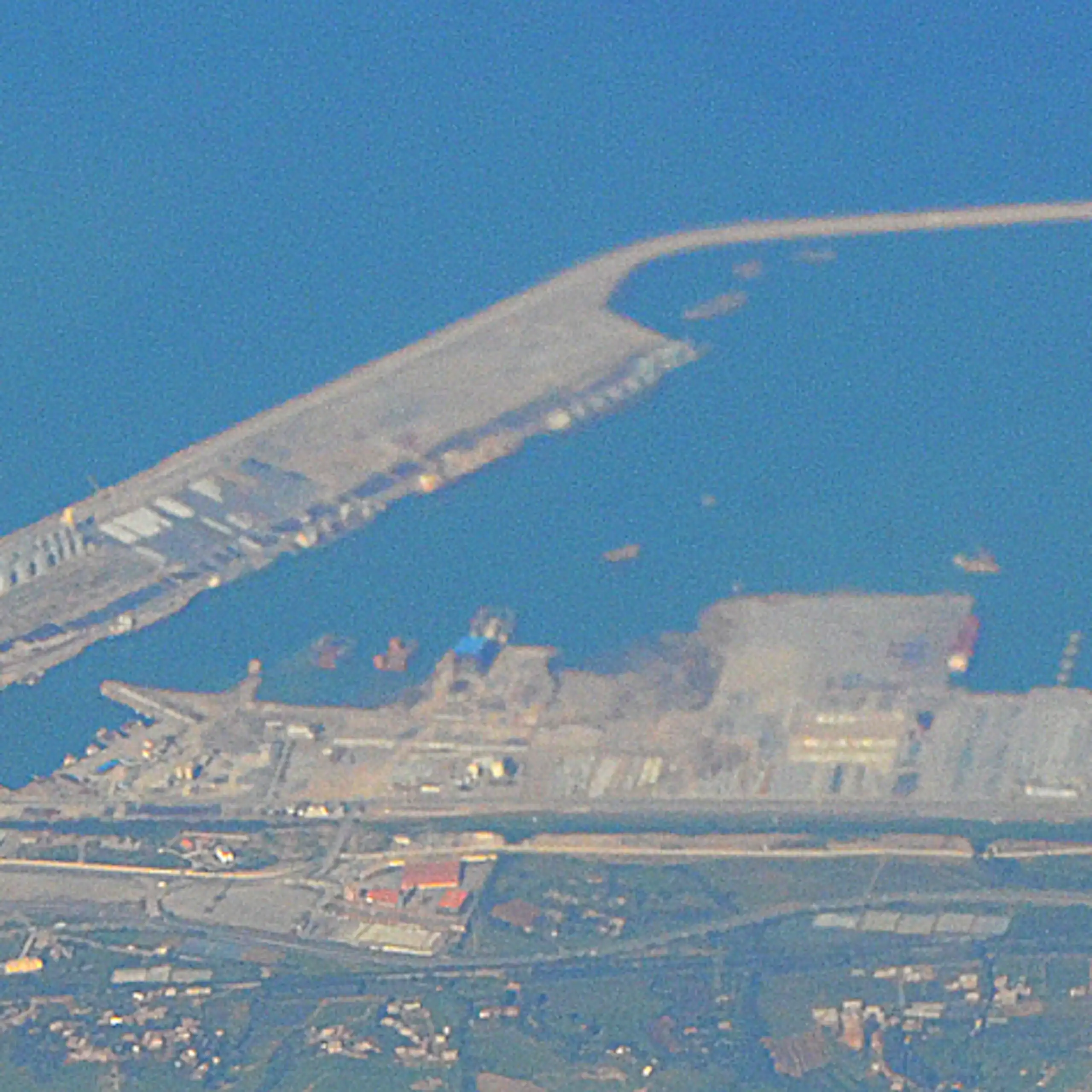 Vue aérienne du port.