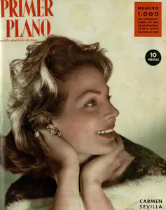 Retrato de una mujer de perfil en la portada de una revista.