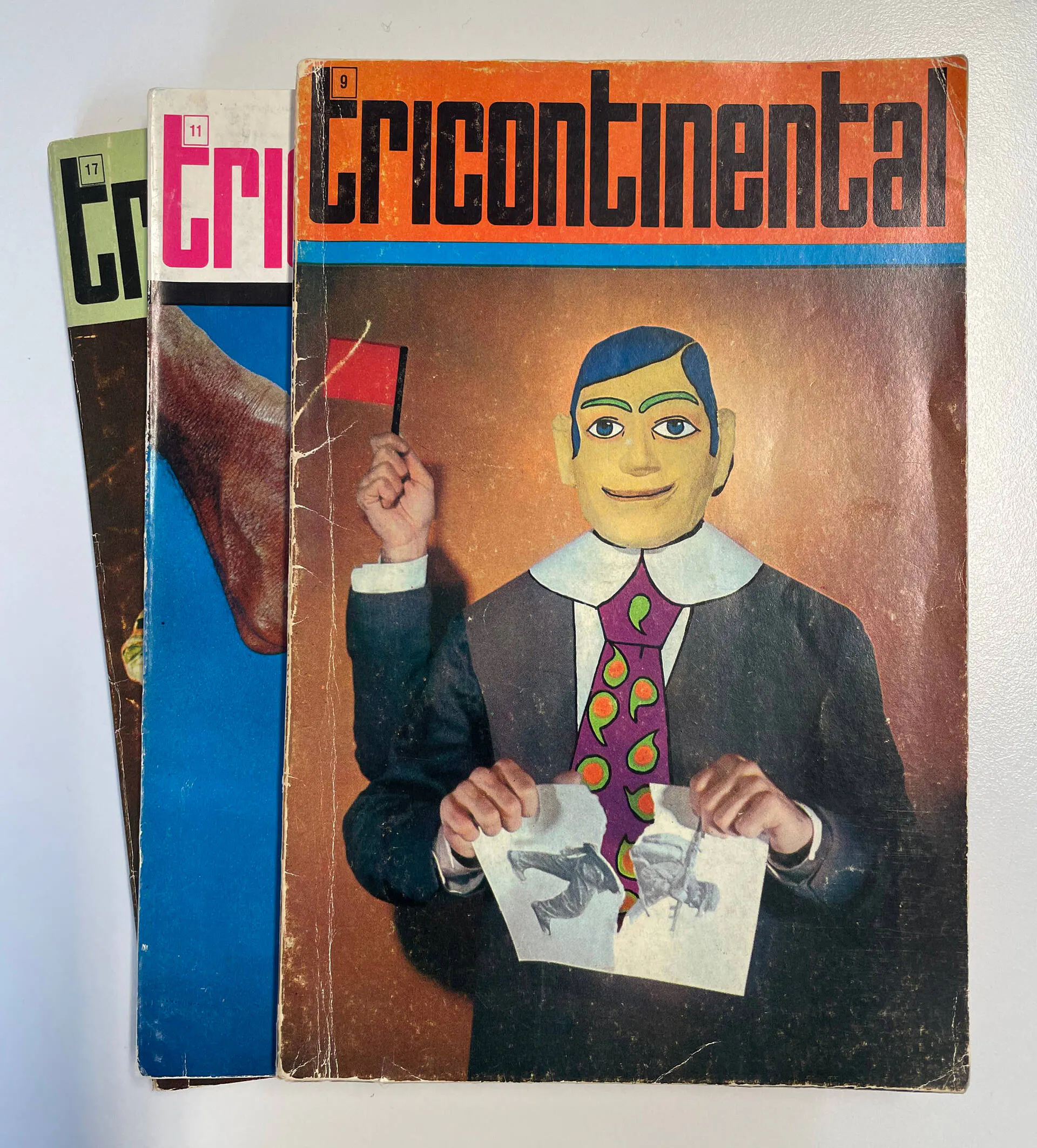 An art displays of old magazines.