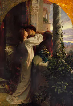 Representación de la famosa escena del balcón de Romeo y Julieta en una pintura Frank Bernard Dicksee.