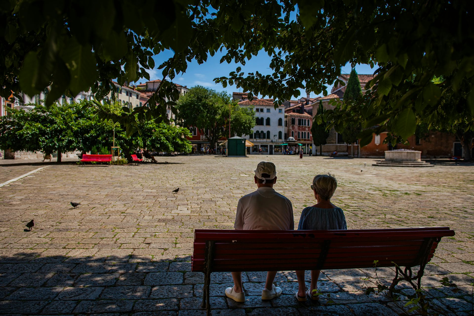 From nightlife to life at night: cities must stay open later to beat the rising heat