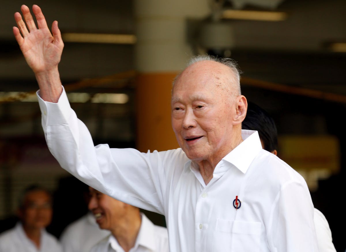 How Lee Kuan Yew transformed Singapore from small town into global  financial hub