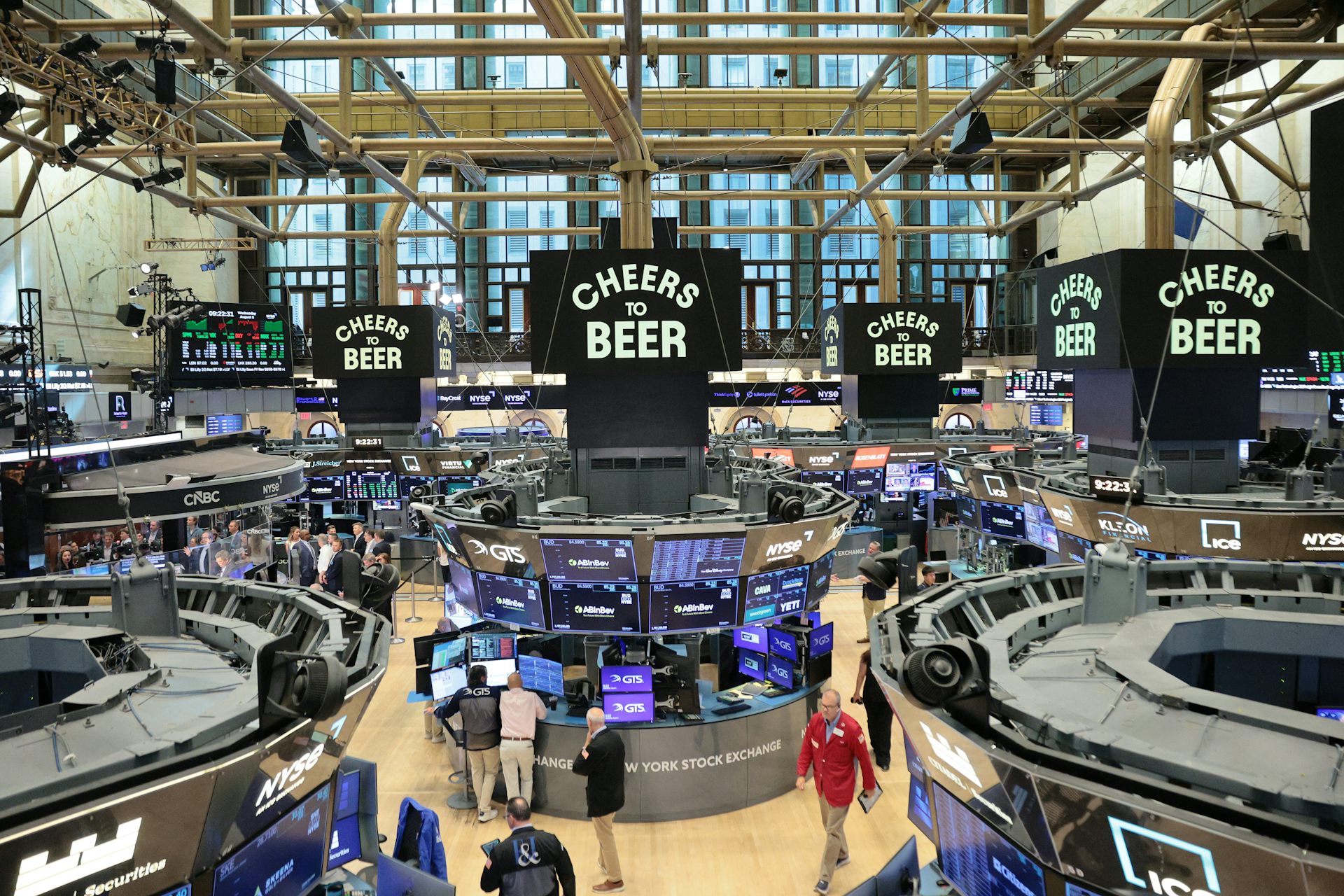 Intérieur de la Bourse de New-York, salle des ventes.