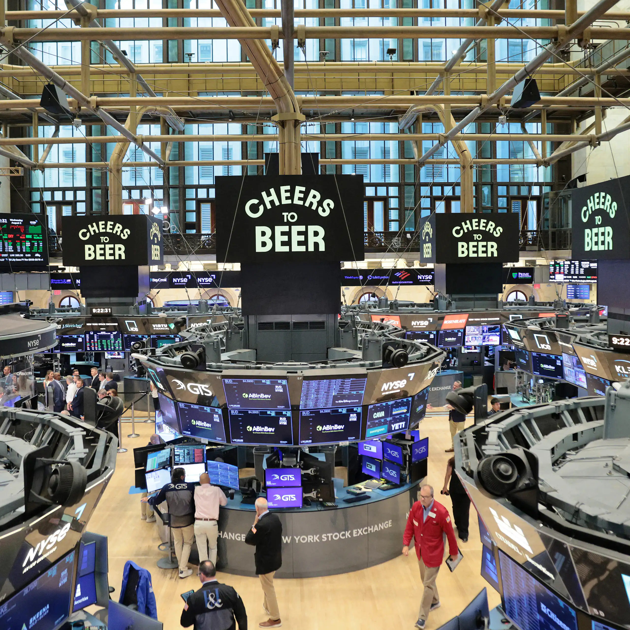Intérieur de la Bourse de New-York, salle des ventes.