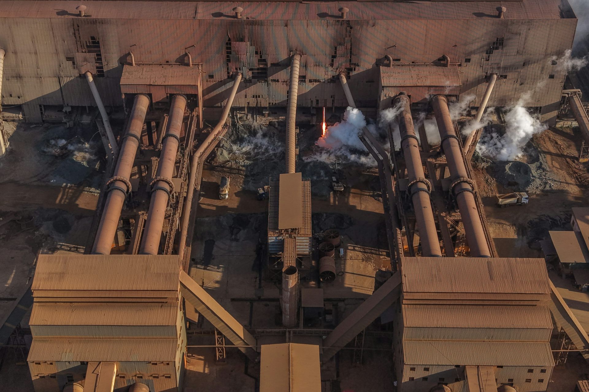 dampak smelter nikel pajak karbon