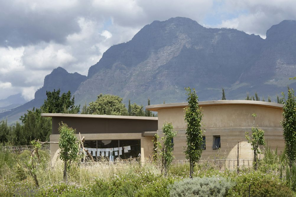 theconversation.com - Chioma Okoro - South Africa's green building upgrades are rising - but major cities still dominate, study finds
