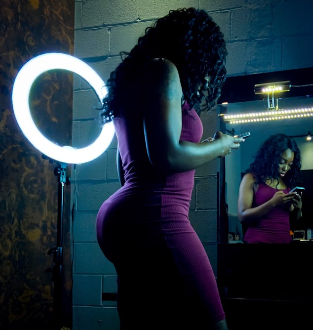 theconversation.com - Phiwokazi Qoza - OnlyFans in South Africa: what creators say about sex work, personal safety and the gig economy