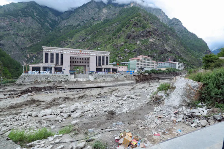 Rubble and boulder strewn river bank