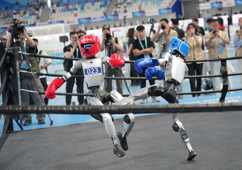 theconversation.com - Wai-keung Fung - Humanoid robots can sprint and box - but the real test is doing the laundry